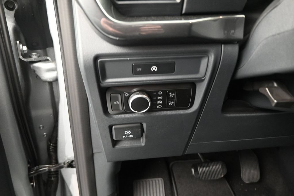 Used 2025 Ford F150 STX AWD/4WD image 11