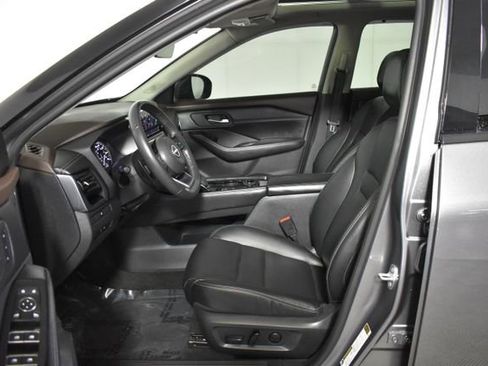 Used 2023 Nissan Rogue SL w/ SL Premium Package AWD/4WD image 11