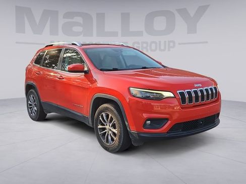 Used 2021 Jeep Cherokee Latitude Lux w/ Sun & Sound Group AWD/4WD image 7