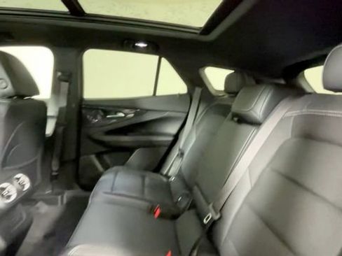 Used 2024 Chevrolet Blazer EV LT AWD/4WD image 18