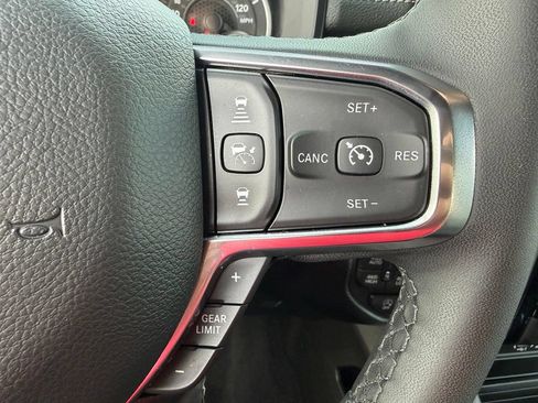 Used 2026 RAM 1500 Laramie AWD/4WD image 10