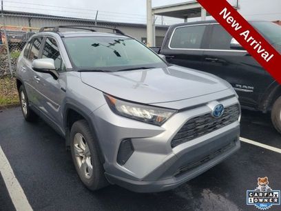 Used 2021 Toyota RAV4 LE w/ Carpet Mat Package (TMS)