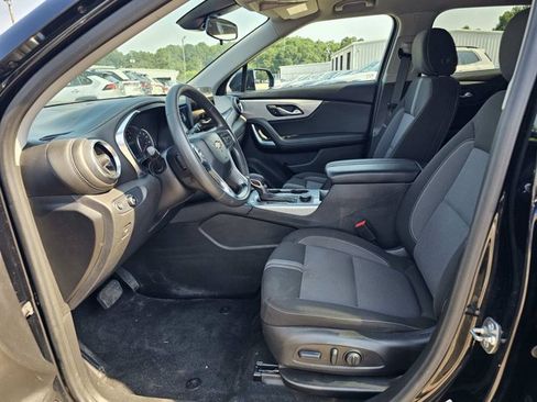 Used 2025 Chevrolet Blazer LT AWD/4WD image 16