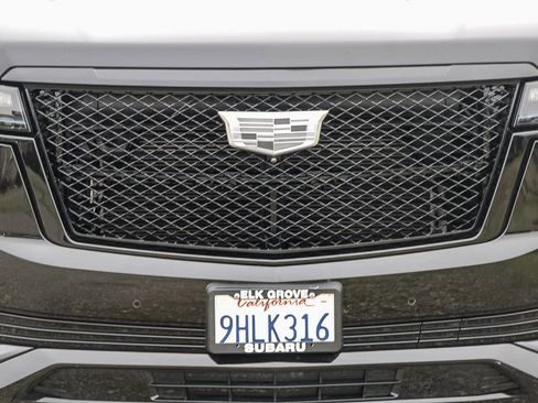 Used 2023 Cadillac Escalade ESV Sport Platinum w/ LPO, ONYX Package image 7