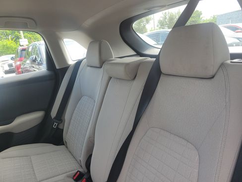 Used 2024 Honda HR-V LX image 10