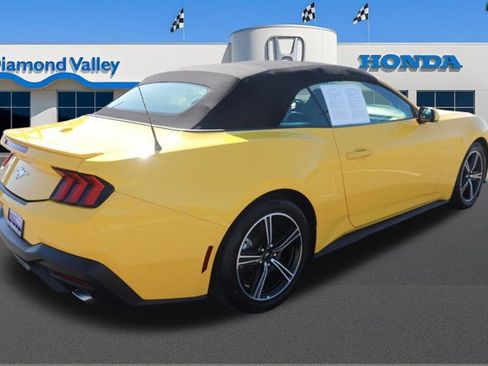 Used 2024 Ford Mustang Premium image 6