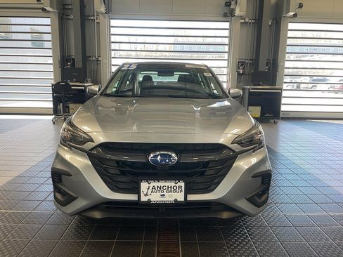 Used 2025 Subaru Legacy Premium AWD/4WD image 2