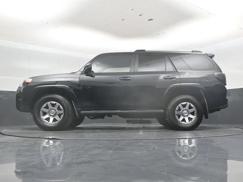 Used 2015 Toyota 4Runner Trail AWD/4WD image 43