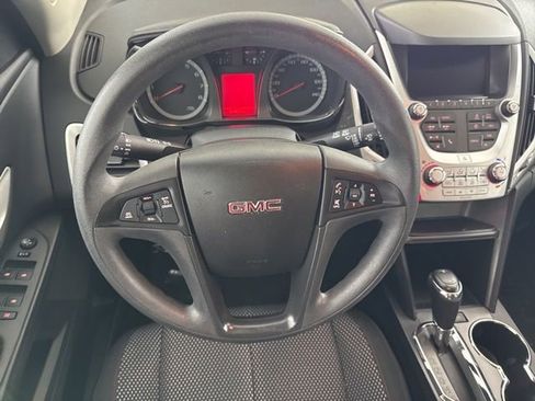 Used 2017 GMC Terrain SLE image 29
