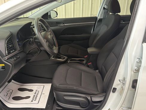 Used 2018 Hyundai Elantra SEL image 12