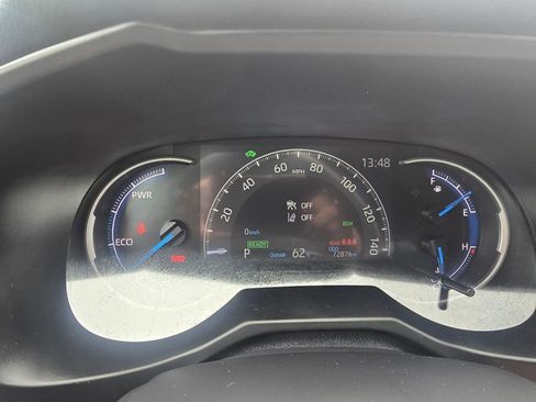 Used 2024 Toyota RAV4 SE w/ Weather Package AWD/4WD image 19