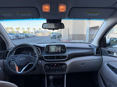 Used 2020 Hyundai Tucson Value FWD image 19