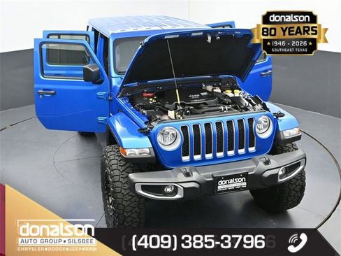 Used 2022 Jeep Wrangler Unlimited Sahara w/ Cold Weather Group image 24