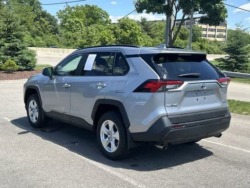 Used 2021 Toyota RAV4 XLE w/ Convenience Package AWD/4WD image 23
