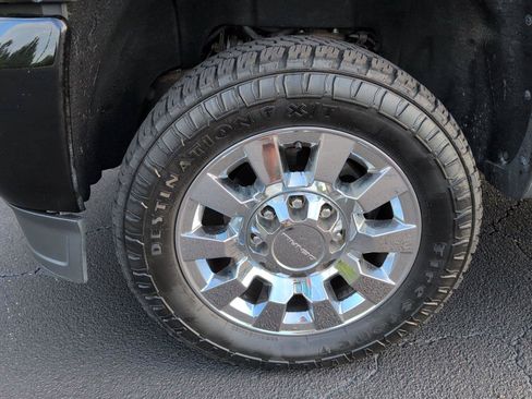 Used 2018 GMC Sierra 2500 Denali AWD/4WD image 11