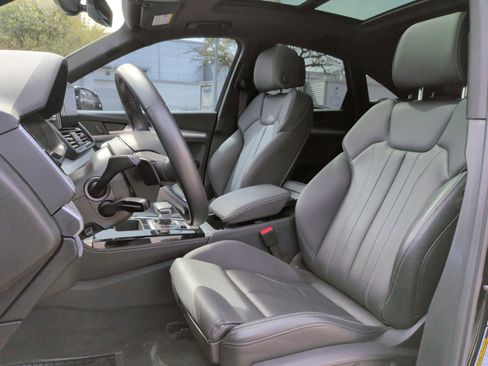 Certified 2023 Audi Q5 2.0T Premium Plus w/ Premium Plus Package image 16