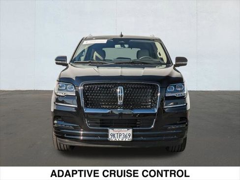 Used 2024 Lincoln Navigator Reserve image 8