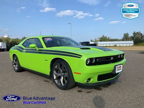 Used 2015 Dodge Challenger R/T w/ Quick Order Package 28B R/T RWD image 5