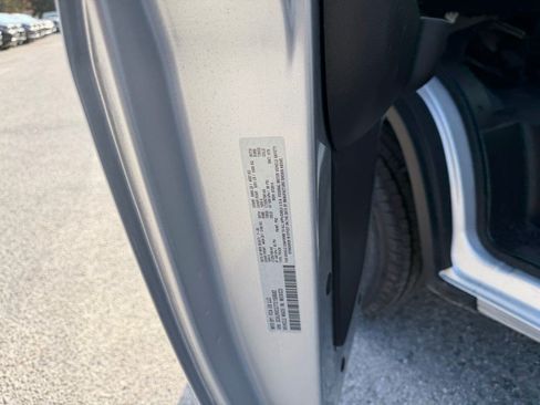 New 2026 RAM ProMaster 2500 w/ Convenience Group FWD image 14