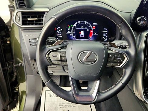 Used 2023 Lexus LX 600 4WD w/ Interior Upgrade Package image 13