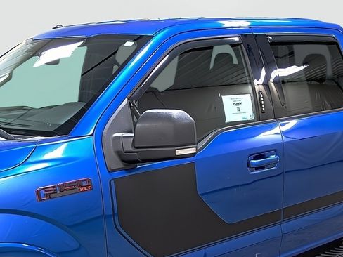 Used 2016 Ford F150 XLT w/ Equipment Group 302A Luxury image 8