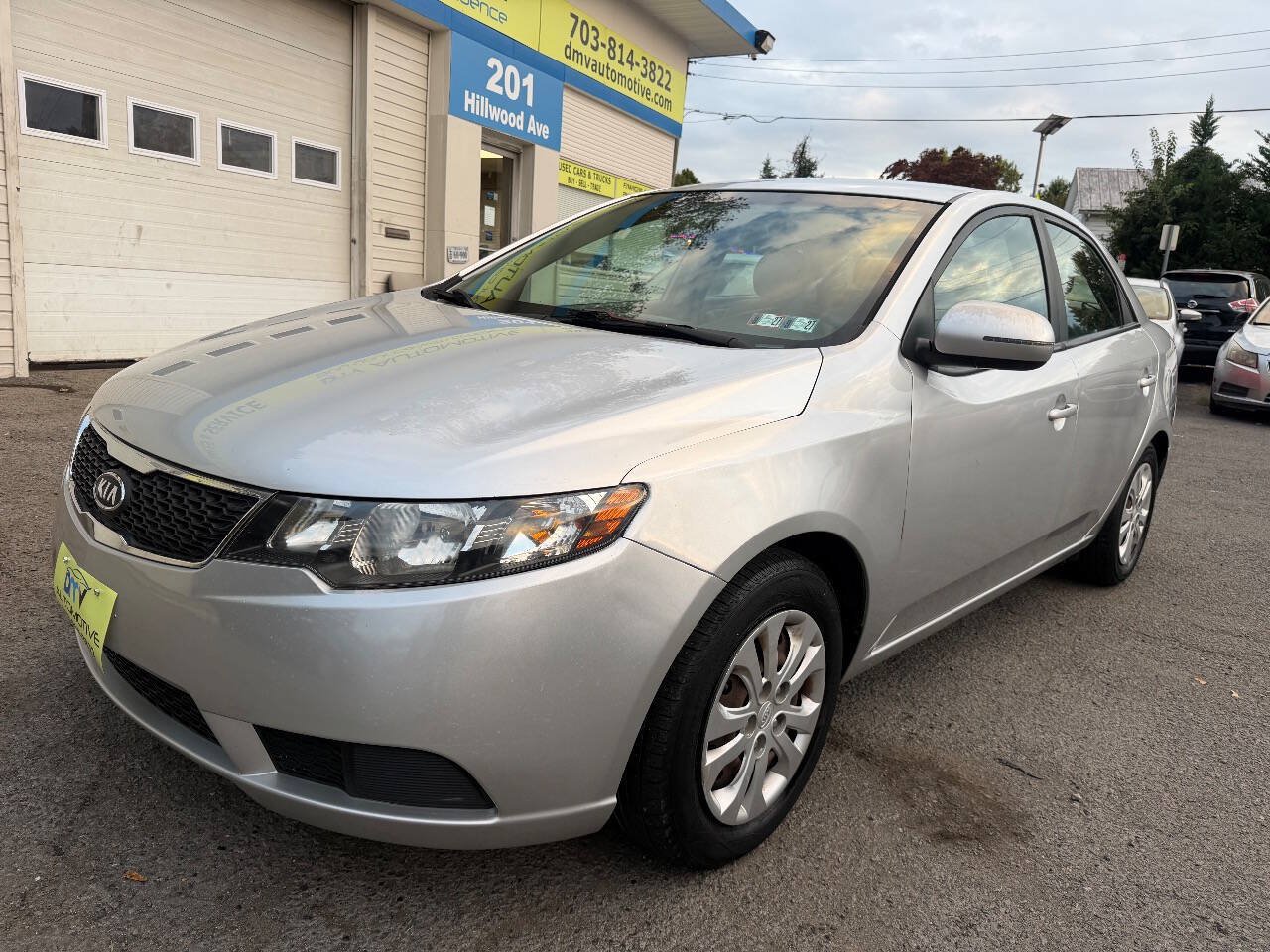 Used 2012 Kia Forte EX FWD image 2