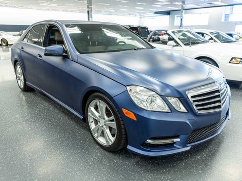 Used 2013 Mercedes-Benz E 350 Sedan image 3