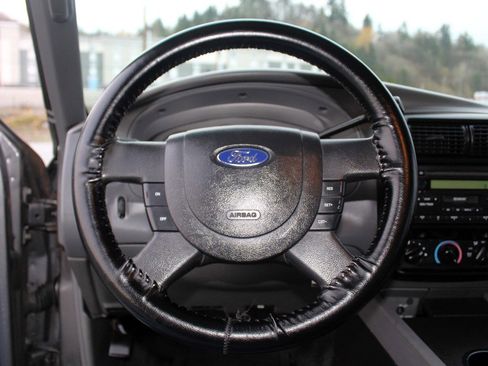 Used 2005 Ford Ranger XL image 11