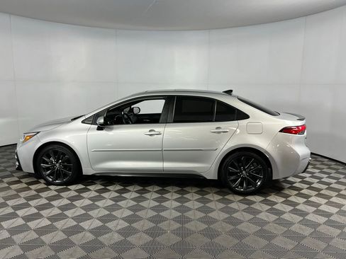 Used 2024 Toyota Corolla XSE image 9