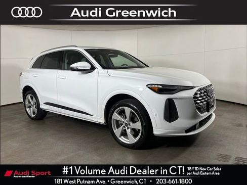 Used 2025 Audi Q5 Premium Plus w/ Premium Plus AWD/4WD image 1