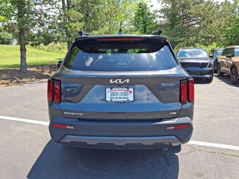 Certified 2023 Kia Sorento X-Line EX AWD/4WD image 15