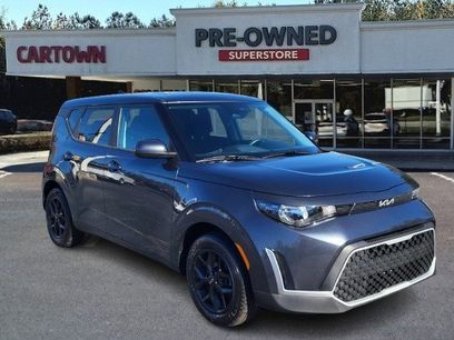 Used 2023 Kia Soul LX w/ LX Technology Package