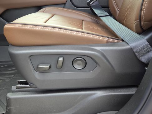 New 2026 Chevrolet Tahoe High Country image 14