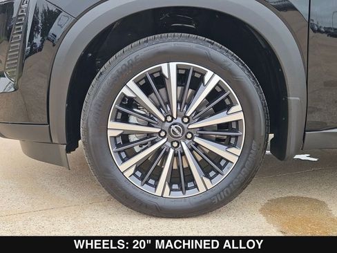 New 2026 Nissan Pathfinder Platinum FWD image 31
