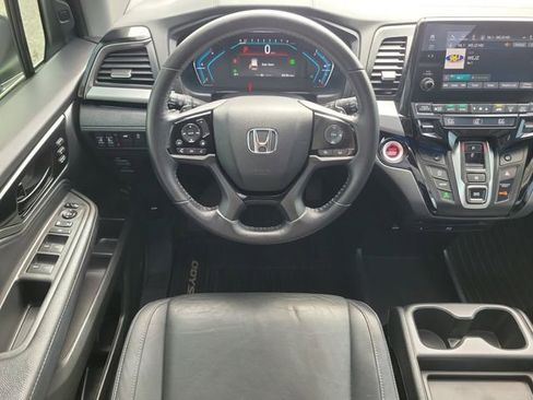 Used 2021 Honda Odyssey Touring image 18