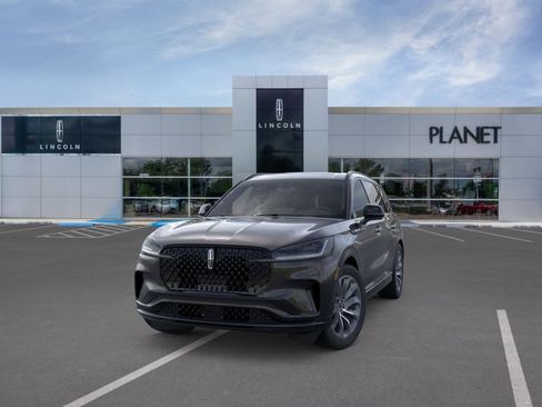 New 2026 Lincoln Aviator 2WD w/ Jet Appearance Package image 2