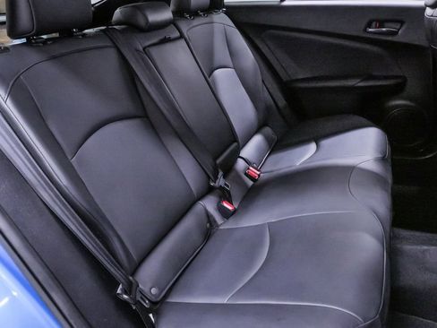 Used 2020 Toyota Prius XLE image 11