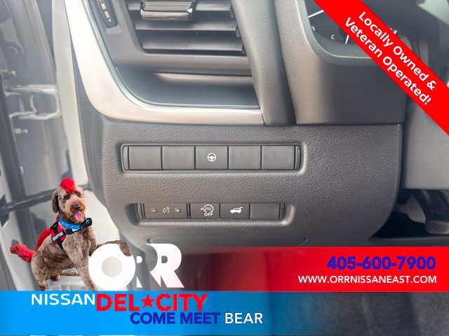 New 2026 Nissan Rogue SV w/ Cold Weather Package AWD/4WD image 16