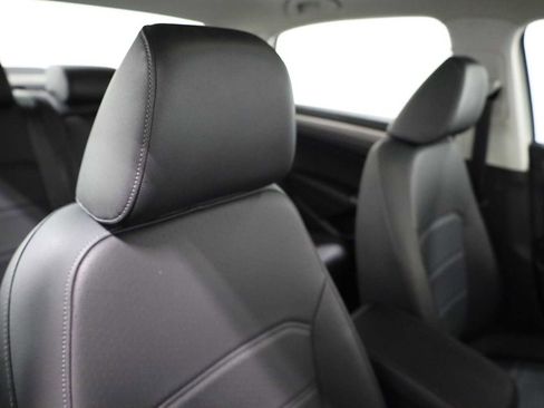 Used 2021 Volkswagen Passat 2.0T SE image 21