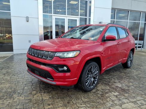 Used 2022 Jeep Compass Limited image 2