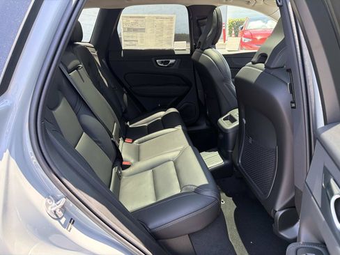New 2026 Volvo XC60 T8 Ultra w/ Climate Package AWD/4WD image 19