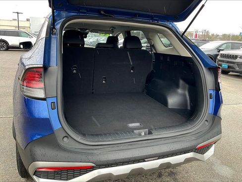 Used 2023 Kia Sportage EX image 32