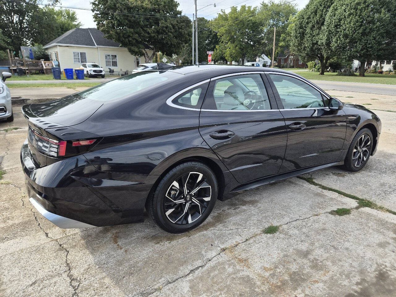 Used 2025 Hyundai Sonata SEL FWD image 7