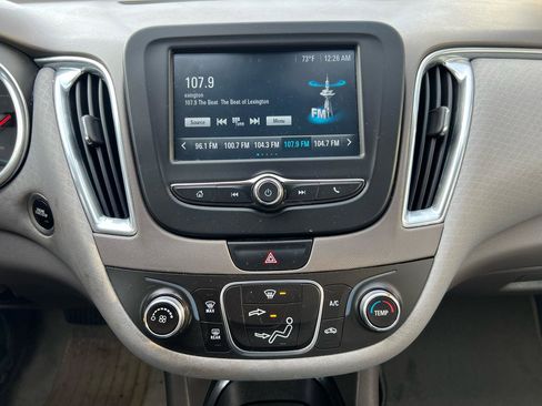 Used 2016 Chevrolet Malibu LT FWD image 19