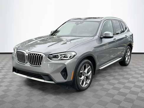 Certified 2023 BMW X3 sDrive30i w/ Premium Package image 3