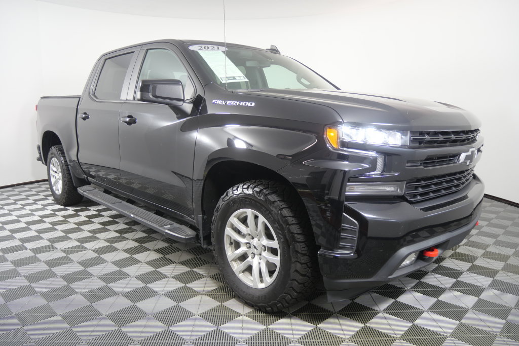 Used 2021 Chevrolet Silverado 1500 RST RWD image 2