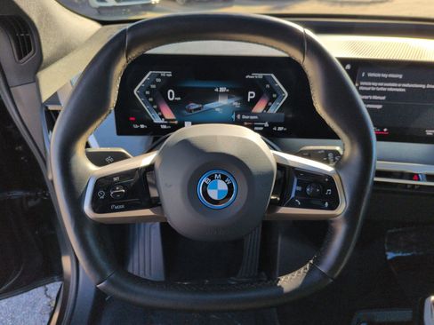 Used 2022 BMW iX xDrive50 w/ Premium Package image 18