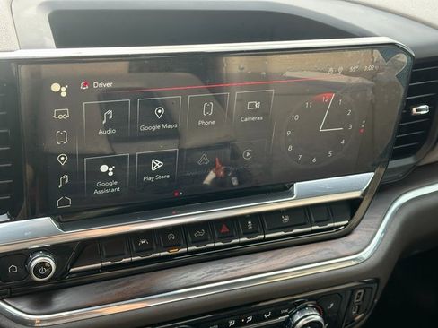 Used 2023 GMC Sierra 1500 SLT image 29