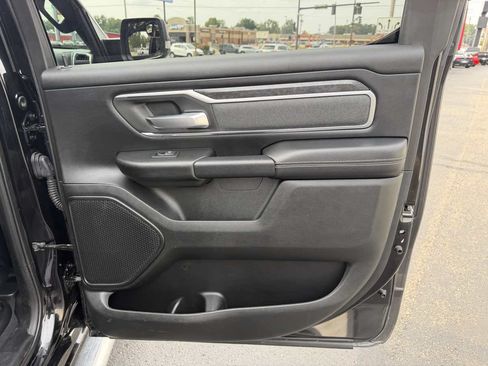 Used 2019 RAM 1500 Big Horn AWD/4WD image 17