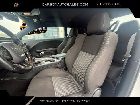 Used 2023 Dodge Challenger R/T RWD image 21
